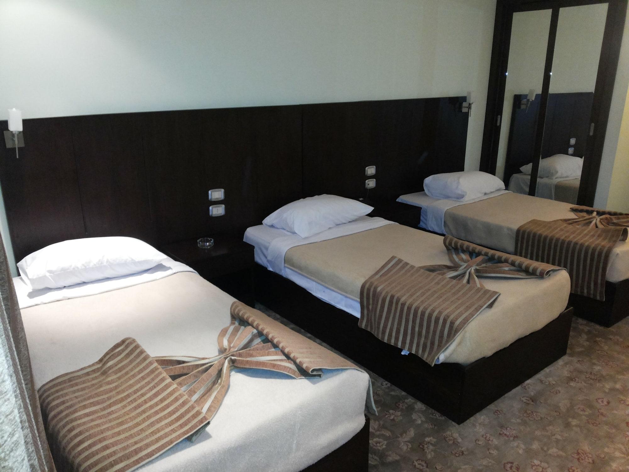 Swiss Inn Hotel Mohandeseen Giza Eksteriør bilde