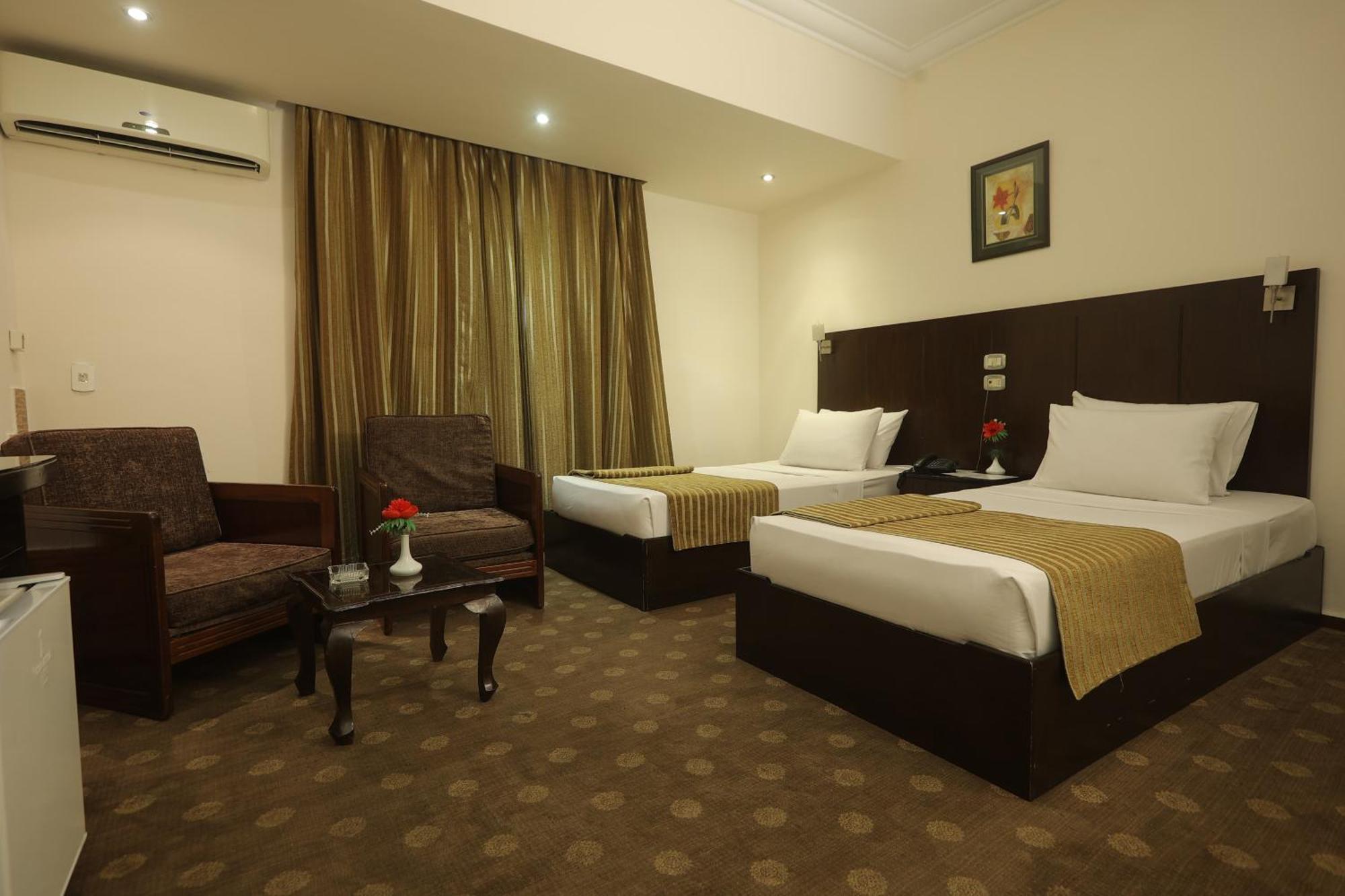Swiss Inn Hotel Mohandeseen Giza Eksteriør bilde