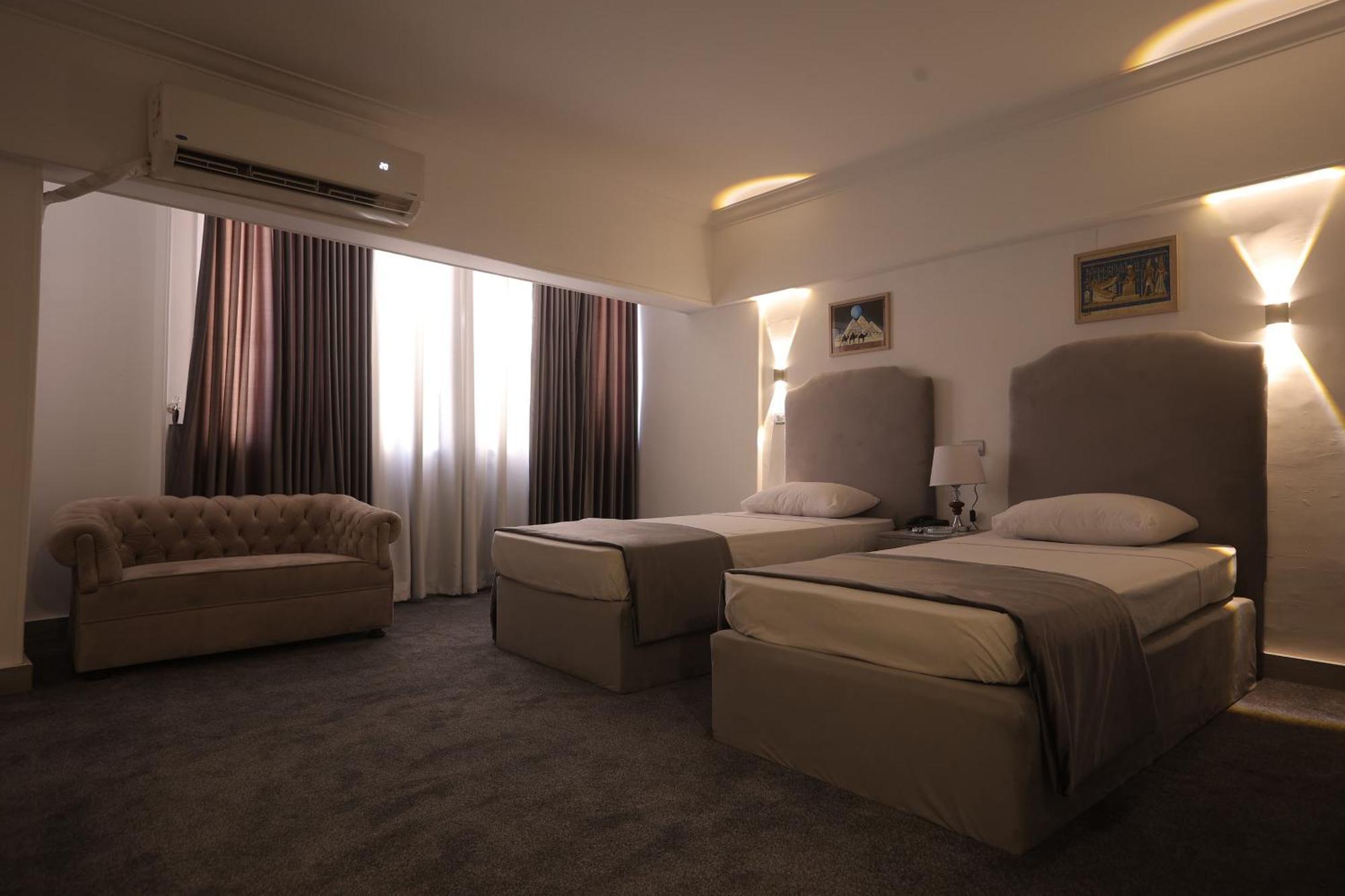 Swiss Inn Hotel Mohandeseen Giza Eksteriør bilde